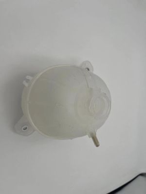 KX5 Sonata Auto Parts Motor Radiador Reservorio de refrigerante de desbordamiento Botella del tanque de expansión