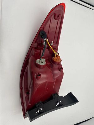 Sistema de iluminación automática de ojo único dorado para 2013-2016 SANTAEF Lámpara trasera 92401-B8100