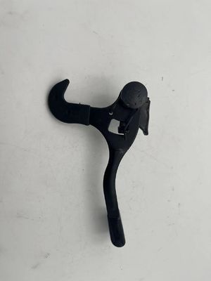Tucson 2011-2015 OEM 811402S000 Golden Hood-Release Lever Manilla con diseño redondo